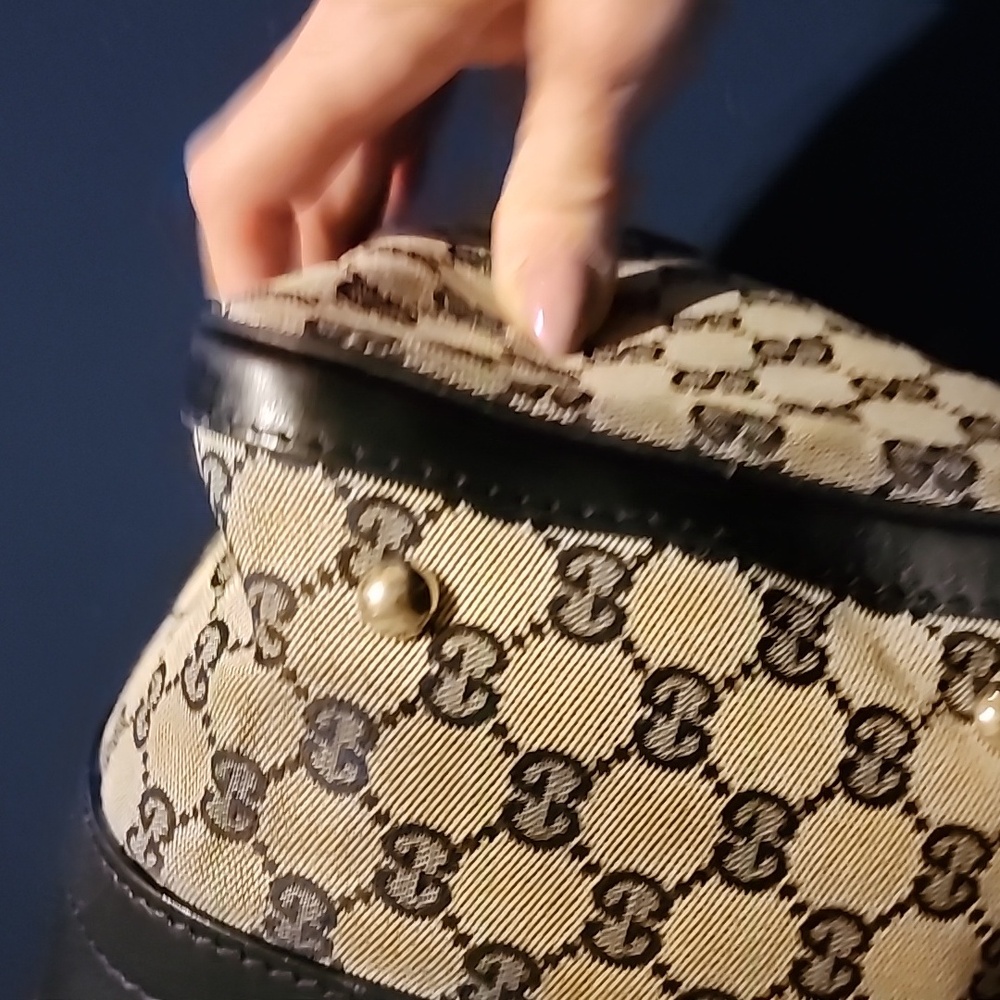 Gucci Blue and Red Stripe Monogram Bag - Picture 10 of 16